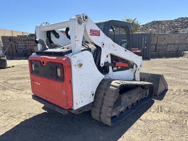 2019-bobcat-t770-image-3