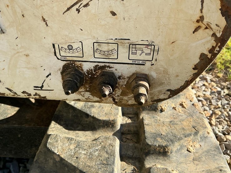 2003-bobcat-334d-image-28