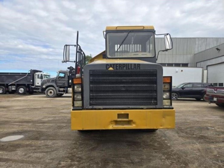 1996-caterpillar-d250e-image-3