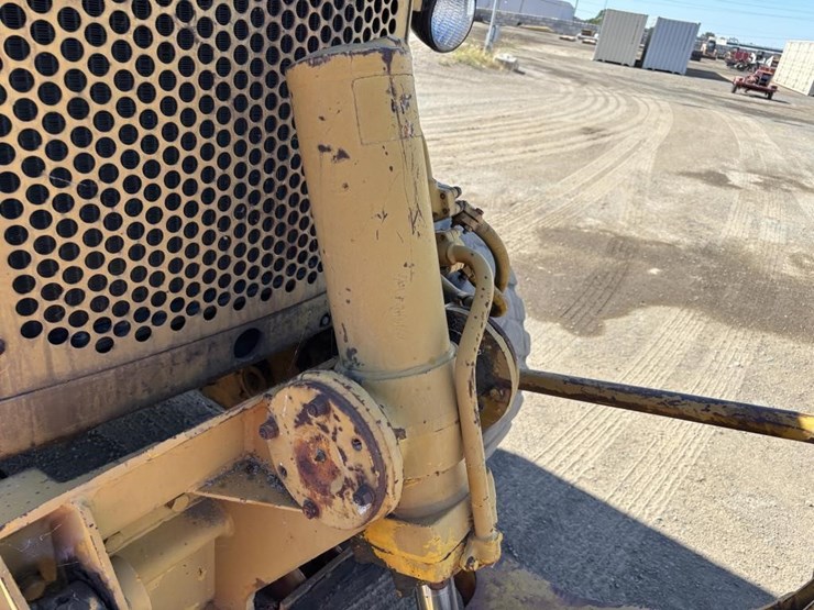 caterpillar-14e-image-35