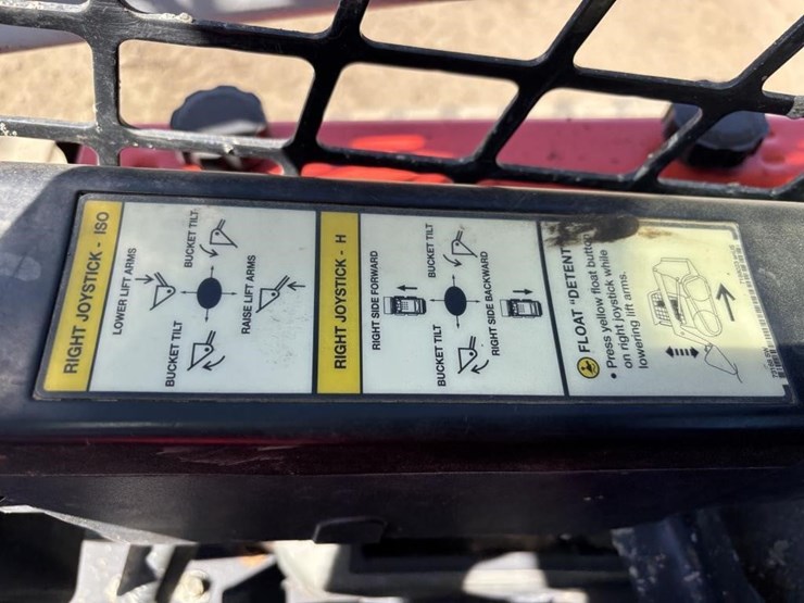 2019-bobcat-t770-image-26