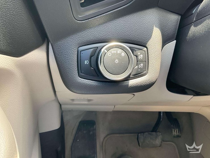 2016-ford-escape-image-18