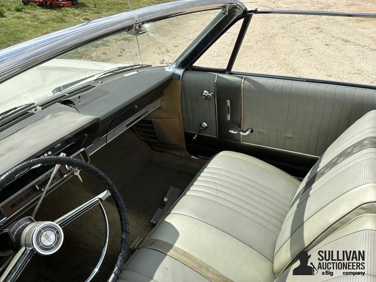 1966-ford-500-image-16