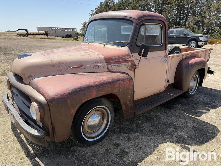 1954-international-r100-step-side-pickup-image-1
