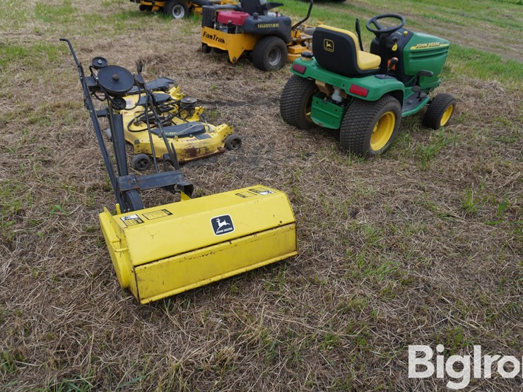 john-deere-gt225-image-5