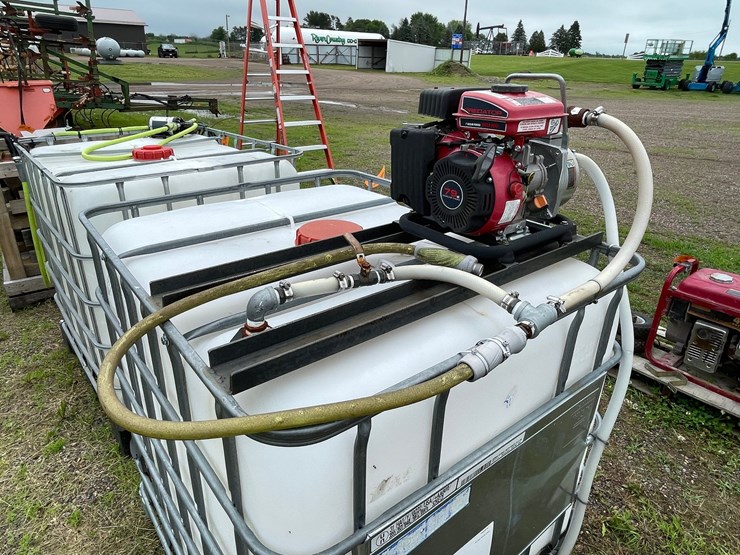 #4926-•-250-gallon-poly-tote-with-gas-powered-pump-image-2