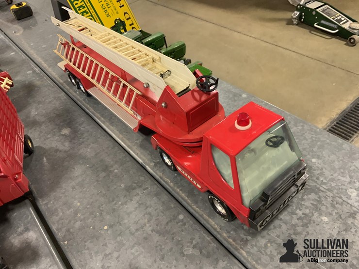 nylint-aerial-hook-n-ladder-toy-truck-image-3