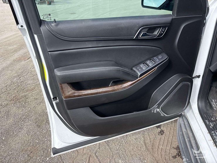 2019-chevrolet-tahoe-image-11