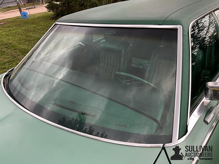 1977-ford-460-image-13