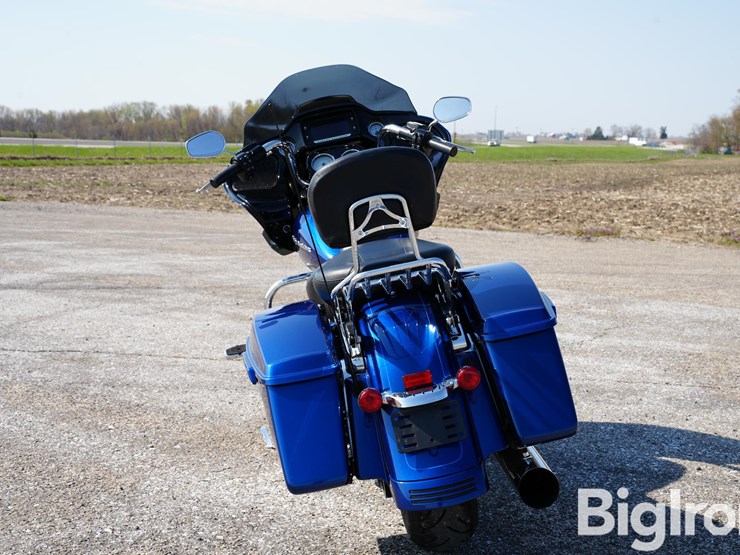 run-#11---2015-harley-davidson-road-glide-motorcycle-image-6