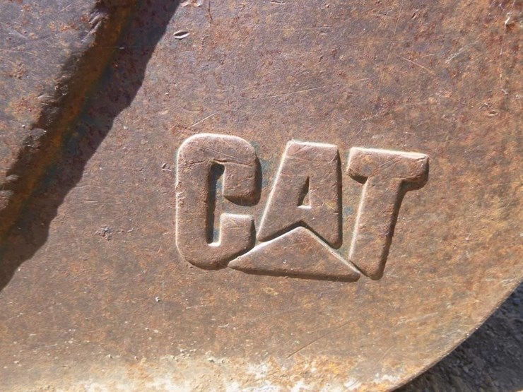 caterpillar-14-image-7