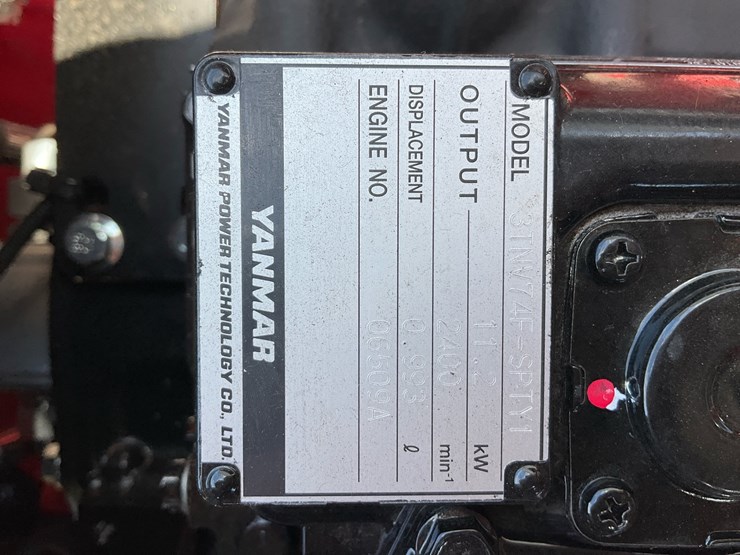 #1016-•-unused-sdlanch-ssl1500-tracked-mini-skid-steer-loader-image-11