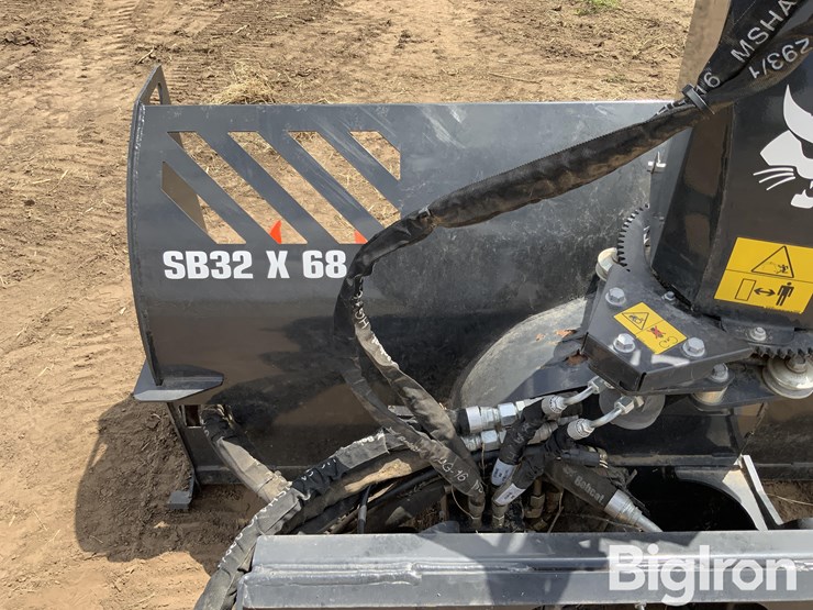 2023-bobcat-sb32-x-68-hydraulic-snow-blower-skid-steer-attachment-image-17