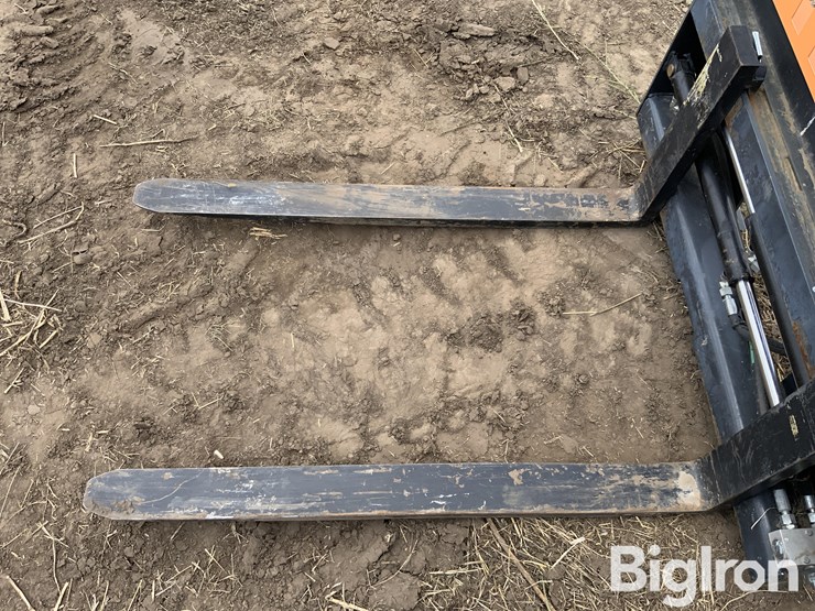 2023-wolverine-pfa-11-3300g-hydraulic-fork-skid-steer-attachment-image-10