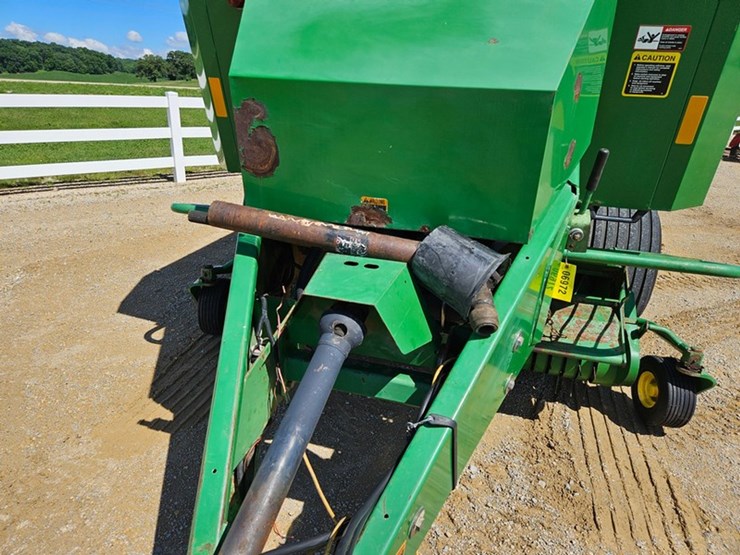 john-deere-100-image-11