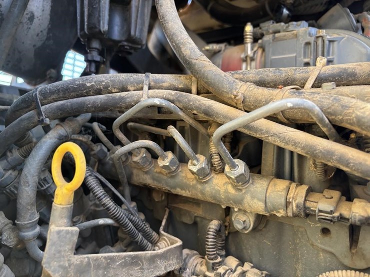 2007-volvo-mw500-image-53