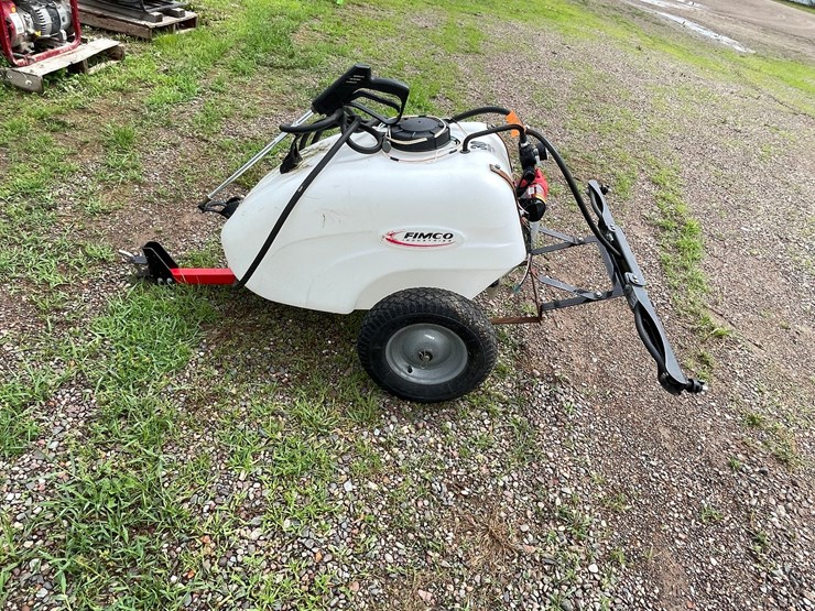 #4924-•-fimco-30-gallon-pull-type-sprayer-image-6