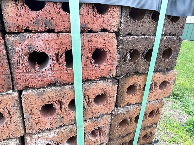#4959-•-pallet-of-bricks-image-6