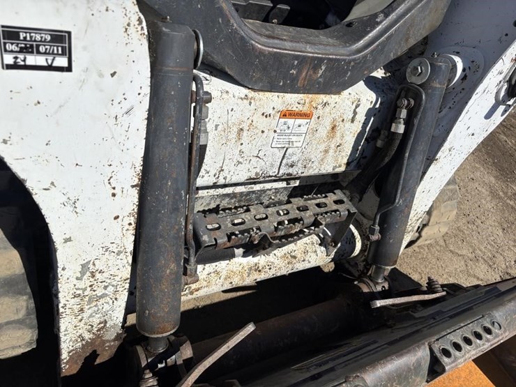 2019-bobcat-t770-image-14