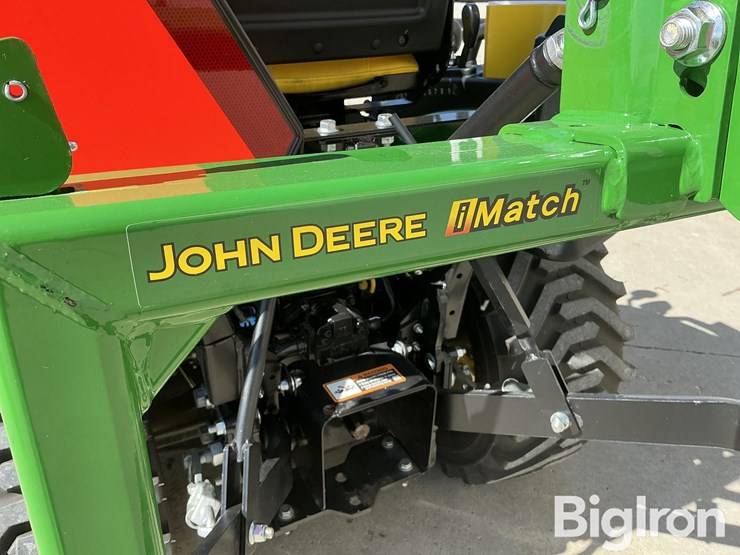 2021-john-deere-1025r-image-14