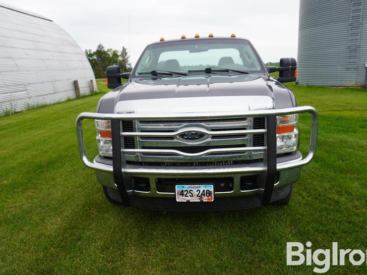 2008-ford-f250-xlt-image-2