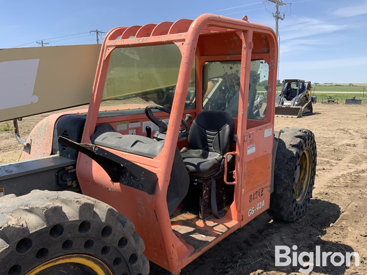 2006-jlg-g6-42a-image-12