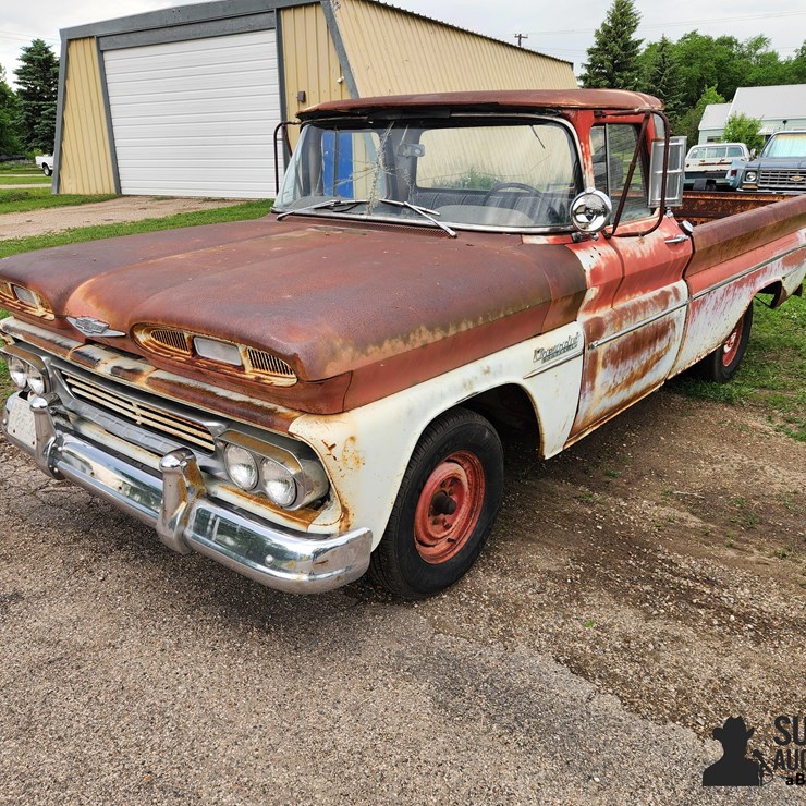 1960 CHEVROLET APACHE