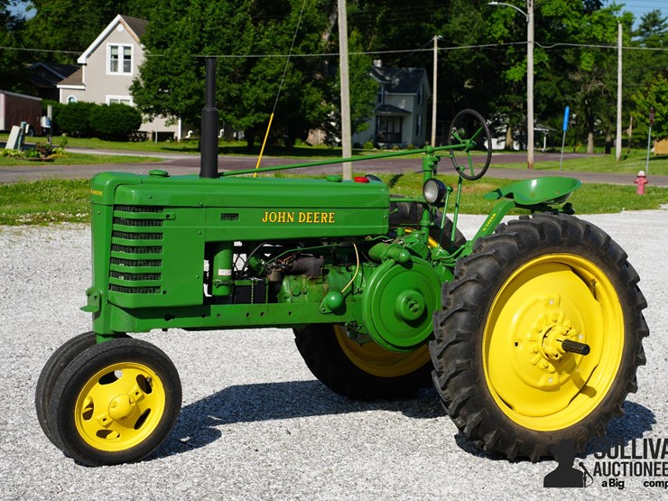 1945-john-deere-hn-image-1