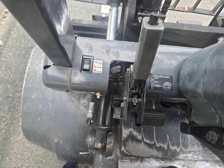 #109-•-tcm-fd45t2-forklift-image-3