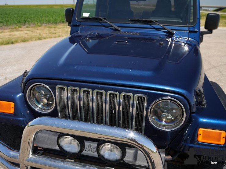 2004-jeep-wrangler-image-11