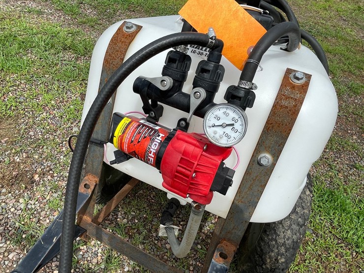 #4924-•-fimco-30-gallon-pull-type-sprayer-image-13