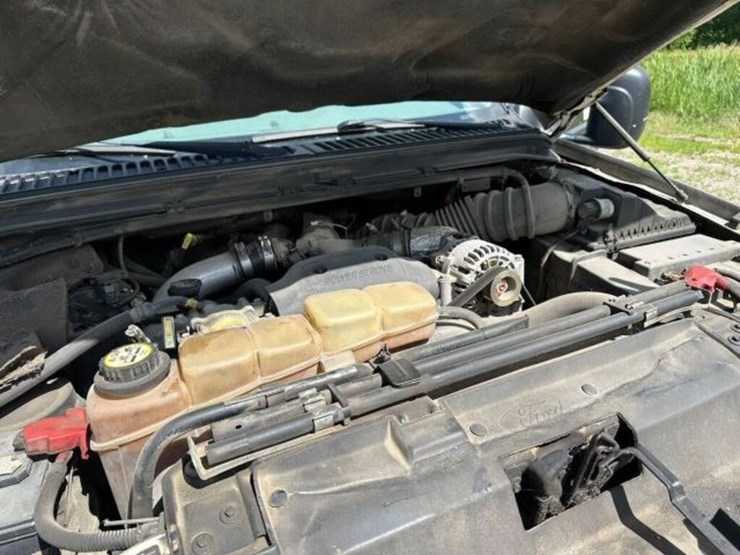2002-ford-f550-image-33