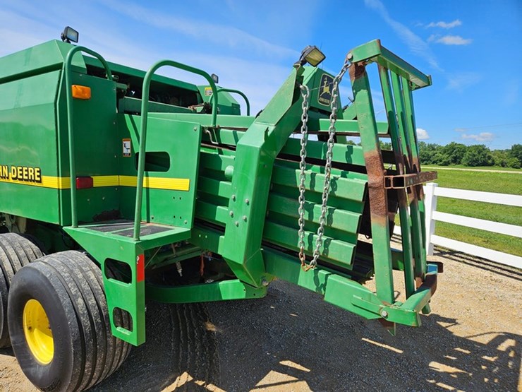 john-deere-100-image-23