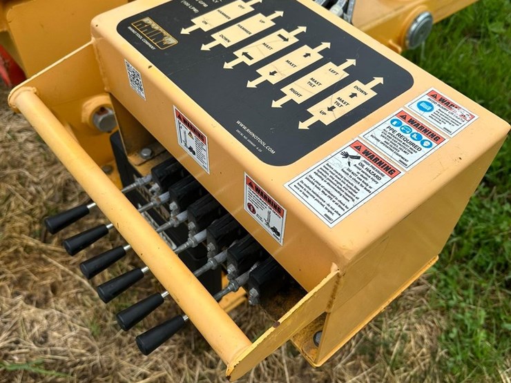 #104-•-2022-rhino-solar-pro-pile-driver-image-14