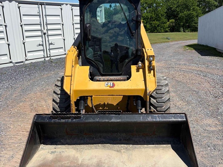 caterpillar-236d3-image-2