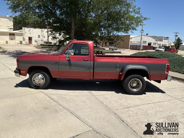 1991-dodge-ram-3500-image-8