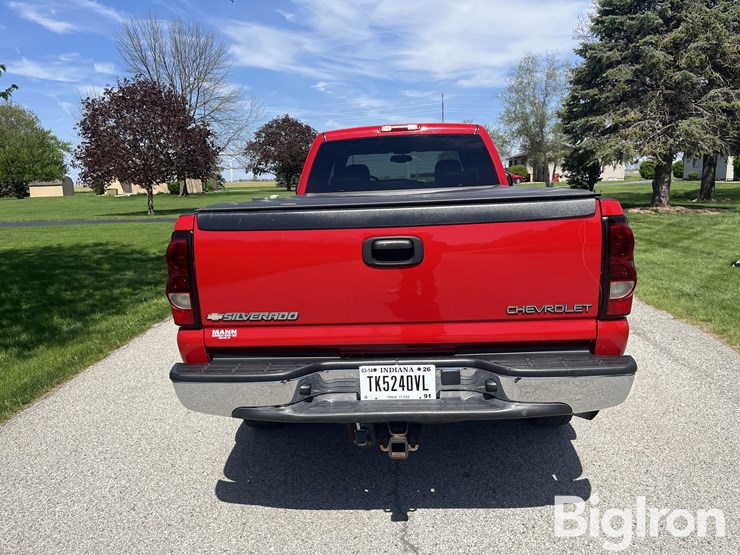 2005-chevrolet-2500-image-6