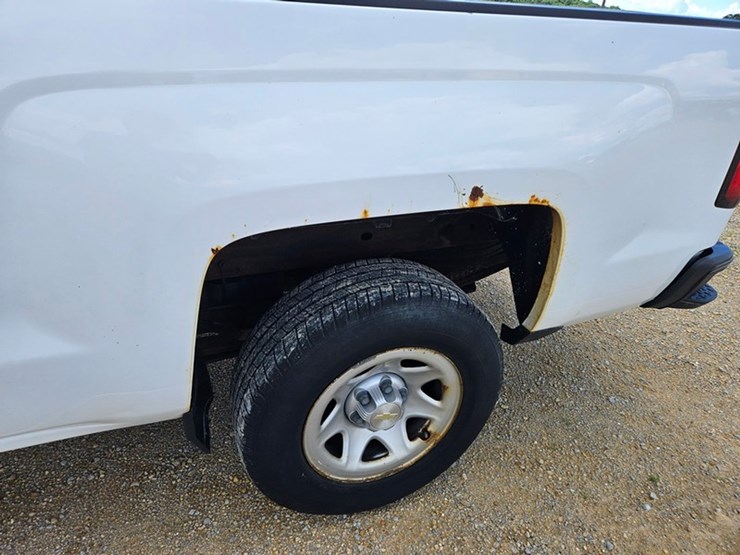 2018-chevrolet-2500-image-12