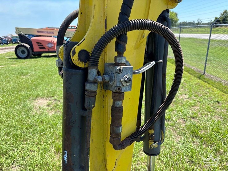 2020-wacker-neuson-ez36-mini-excavator-image-21