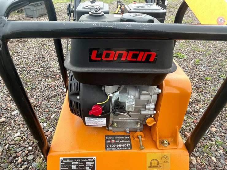 #4936-•-landhonor-gas-powered-plate-compactor-image-11