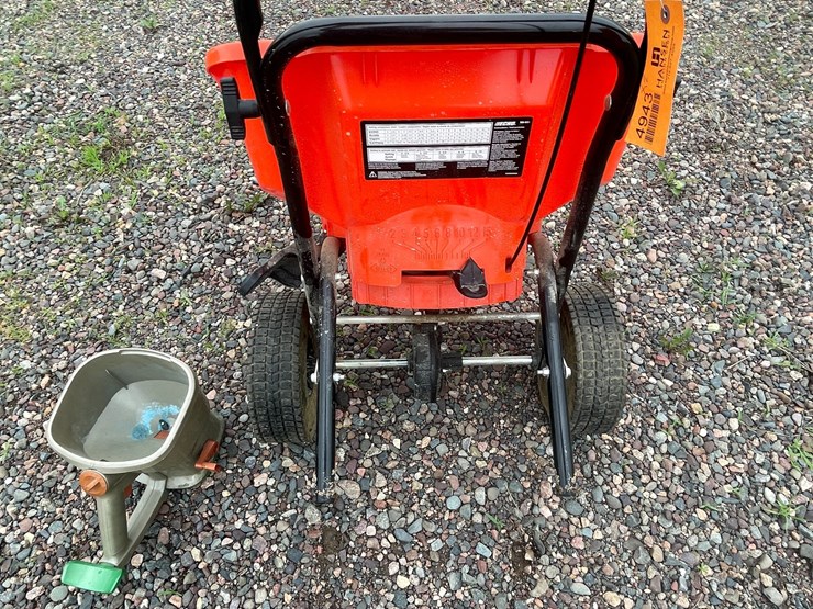 #4943-•-echo-rb-60-push-lawn-seeder/fertilizer-image-9