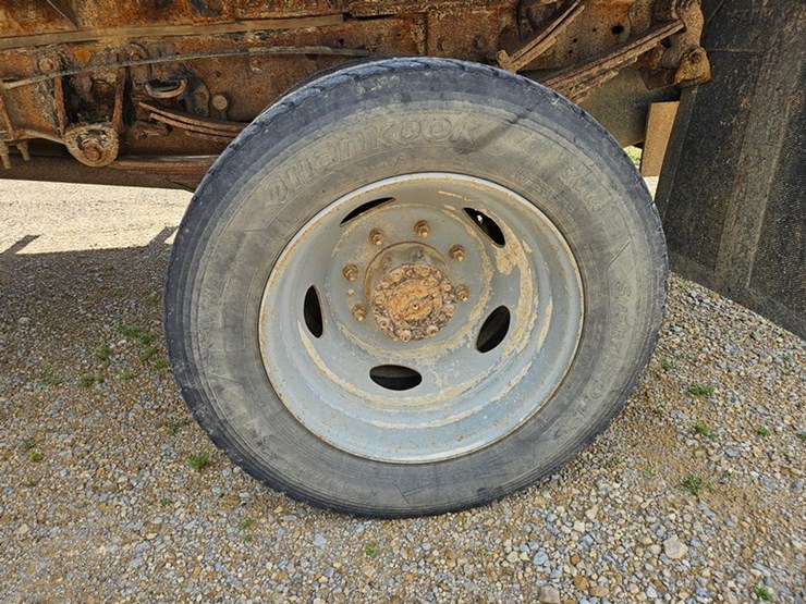 1999-ford-f450-image-32