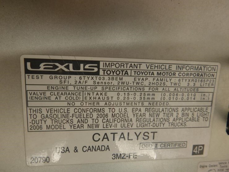 2006-lexus-rx330-image-12