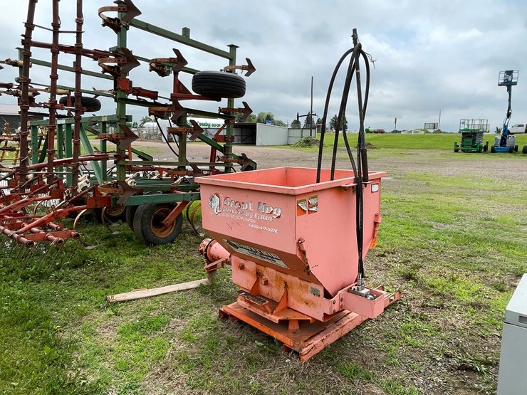 #4909-•-grout-hog-hydraulic-driven-grout-delivery-system-image-4