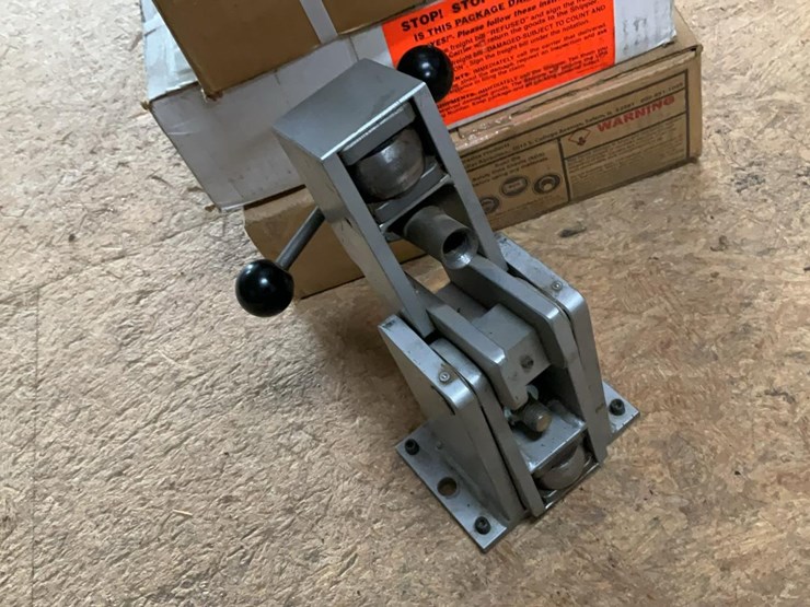 #186-•-2016-armstrong-#4-rh-automatic-bandsaw-sharpener---dunaway-timber-image-49