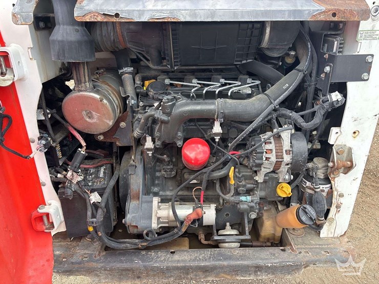 2021-bobcat-t450-image-6