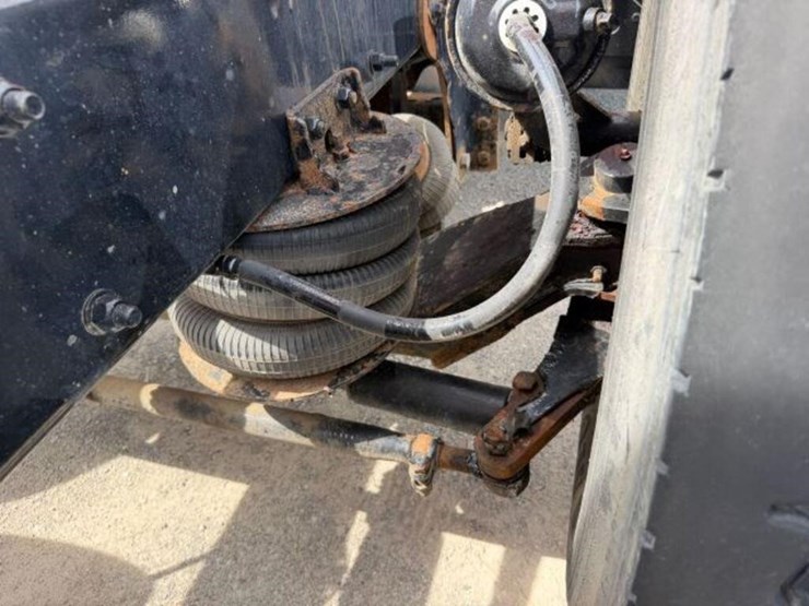 2021-kenworth-t880-image-71