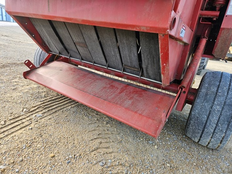 new-holland-664-image-20
