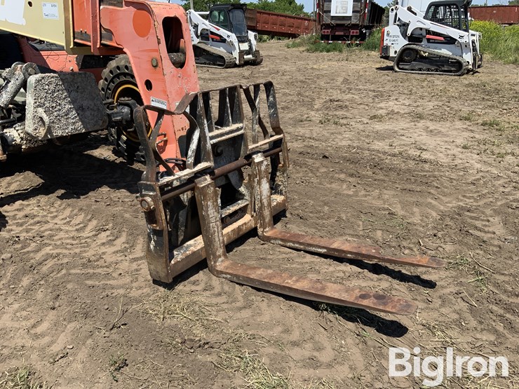 2006-jlg-g6-42a-image-17