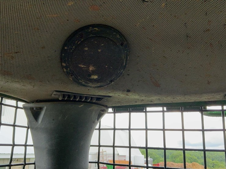 2007-deere-540g-iii-image-25